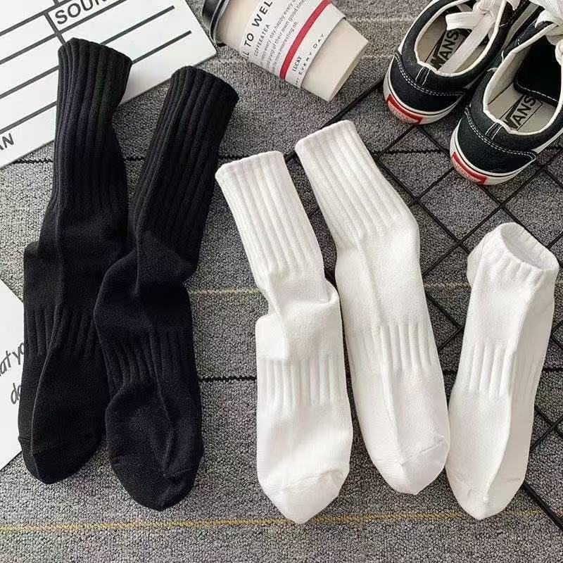 🧦 Offizieller Shop – Lange, mittellange und kurze Sockenkollektion. Weich, dehnbar und rutschfest.